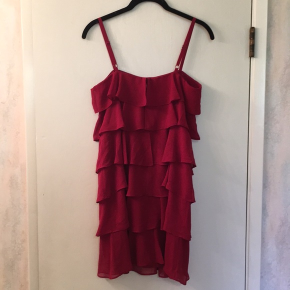 🎉HP🎉 🆕 Ann Taylor Loft Tiered Ruffle Dress - Picture 3 of 5